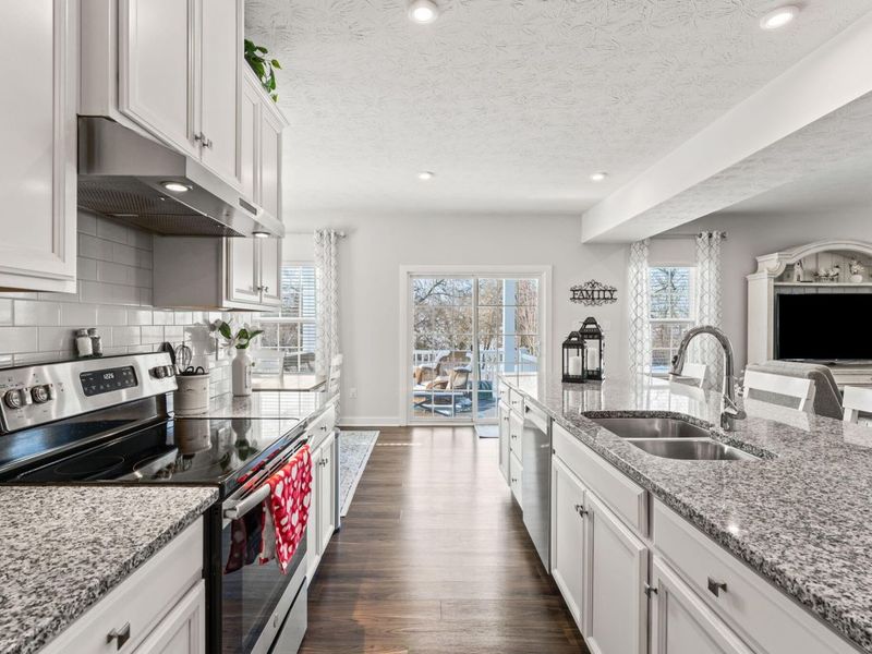 899 Cedar Grove Drive, Tipp City, OH 45371 Photo 12