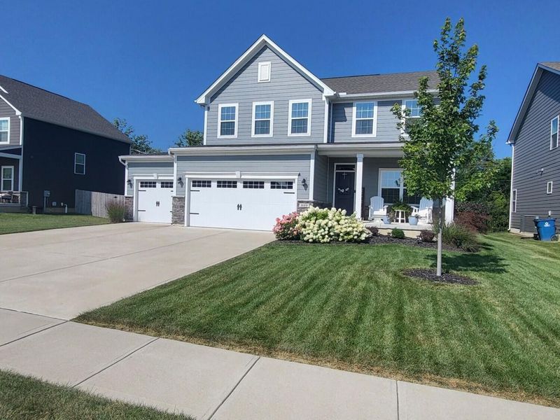 899 Cedar Grove Drive, Tipp City, OH 45371 Photo 3