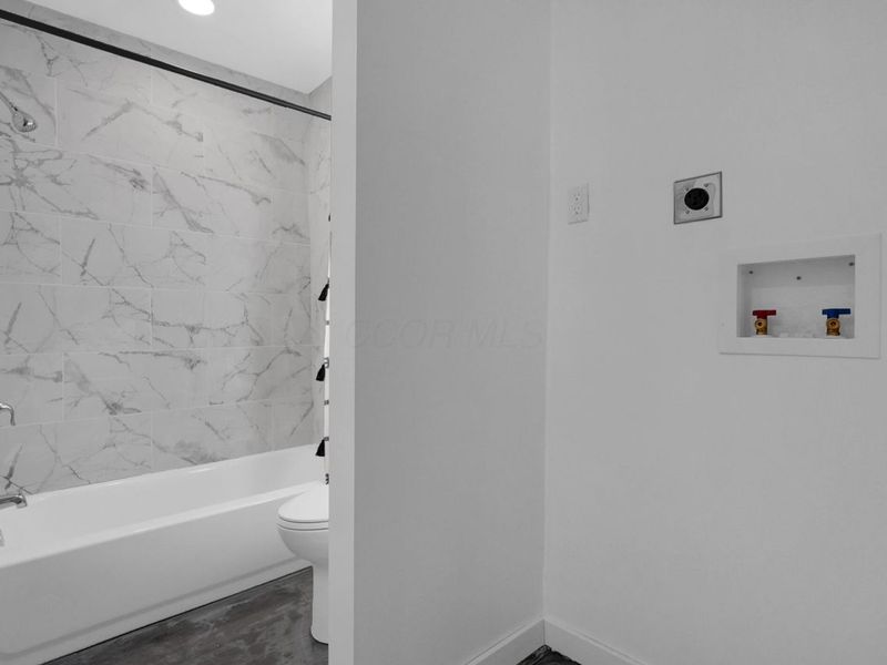 2295 N 4th Street , Columbus, OH 43202 Photo 22