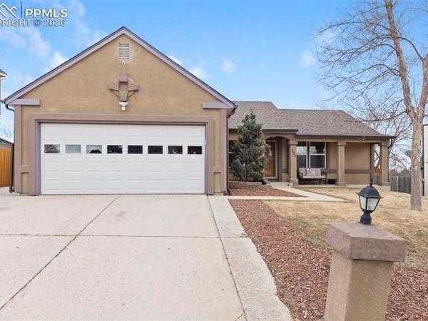 7925 Lindsey Drive, Colorado Springs, CO 80920
