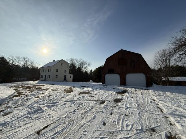 17 Walker Road, Mechanic Falls, ME 04256