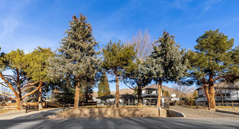 3620 E Hidden Valley Drive, Reno, NV 89502 Photo