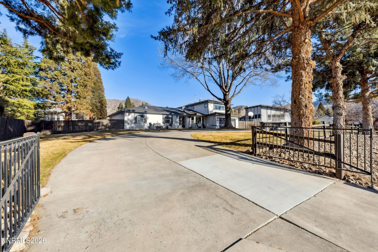 3620 E Hidden Valley Drive, Reno, NV 89502 Photo