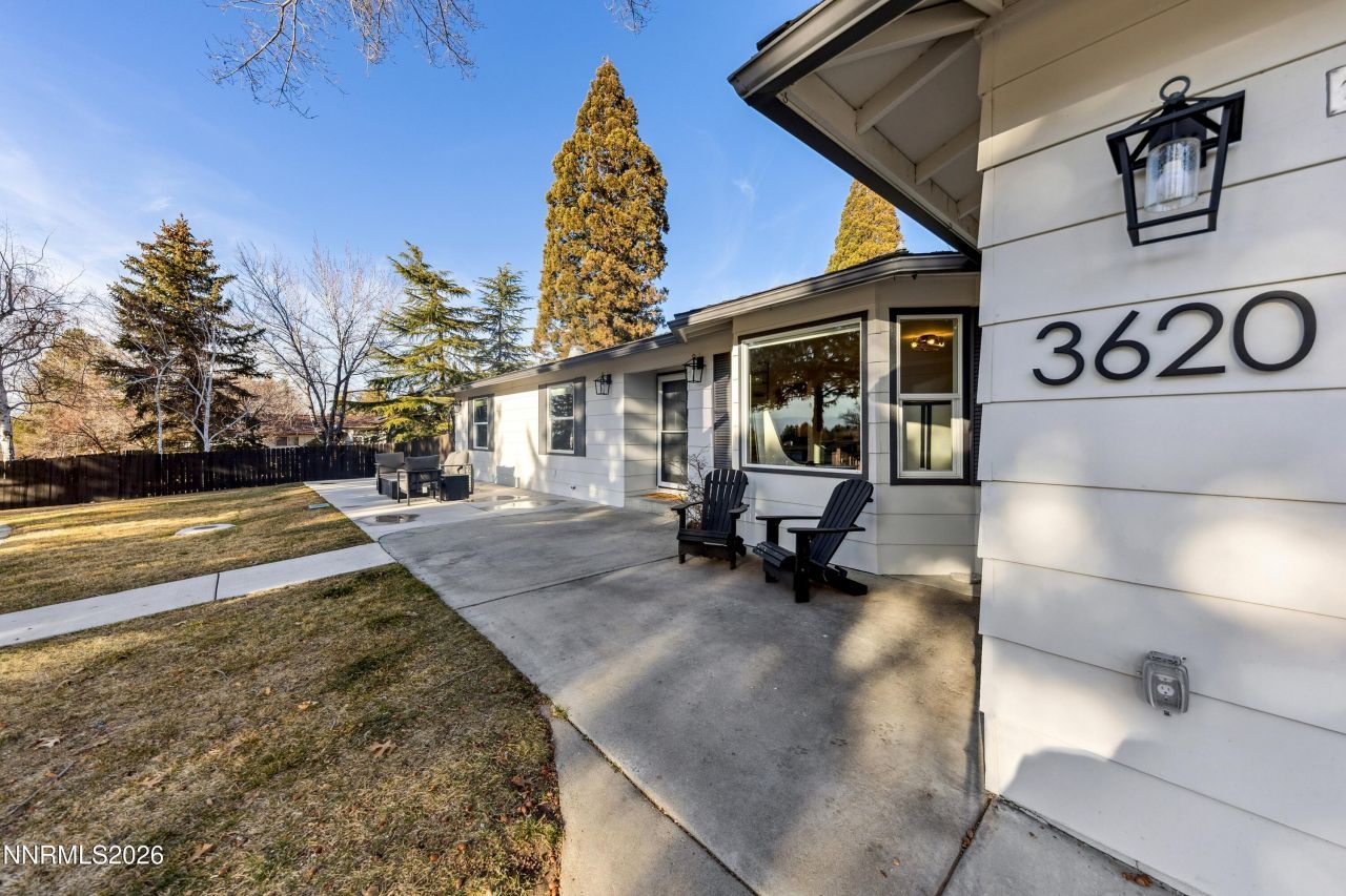 3620 E Hidden Valley Drive, Reno, NV 89502 Photo