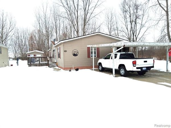 11065 Hickory Lane, Vienna Twp, MI 48420