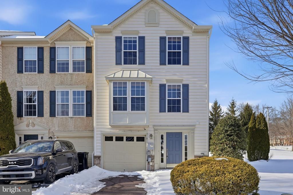 3 Carriage House Road, Pottstown, PA 19465 Main Photo