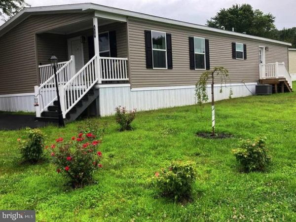 113 MOUNTAIN VILLAGE DRIVE, MACUNGIE, PA 18062