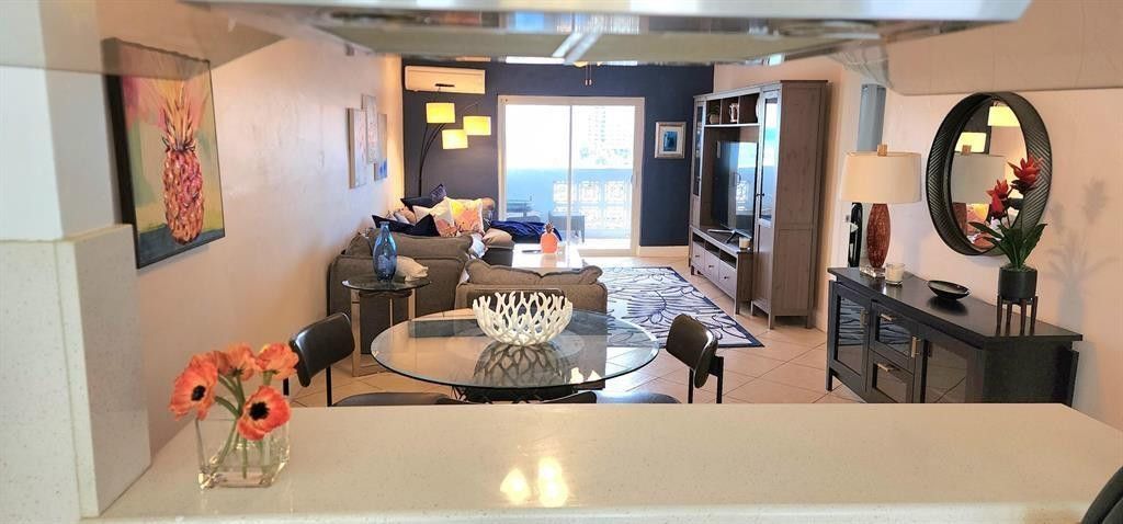 320 S Surf Road, Unit 704, Hollywood, FL 33019 Photo