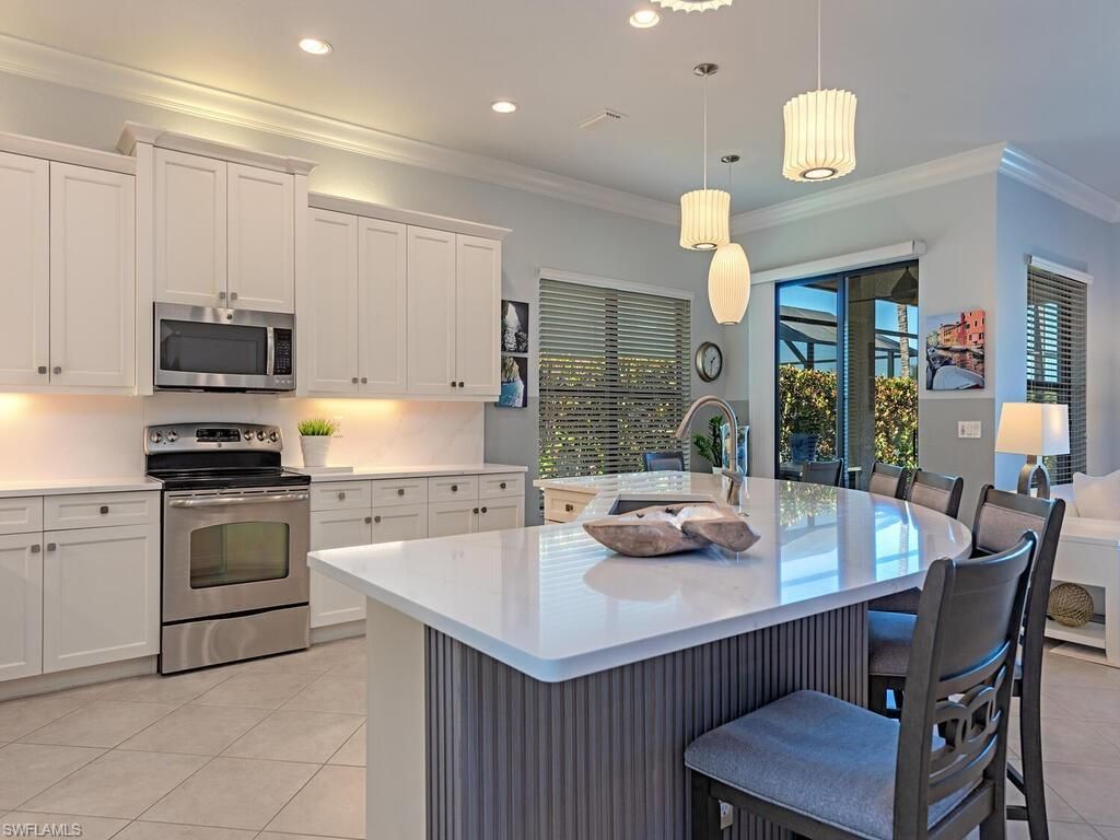 3693 Pleasant Springs Dr, Naples, FL 34119 Photo