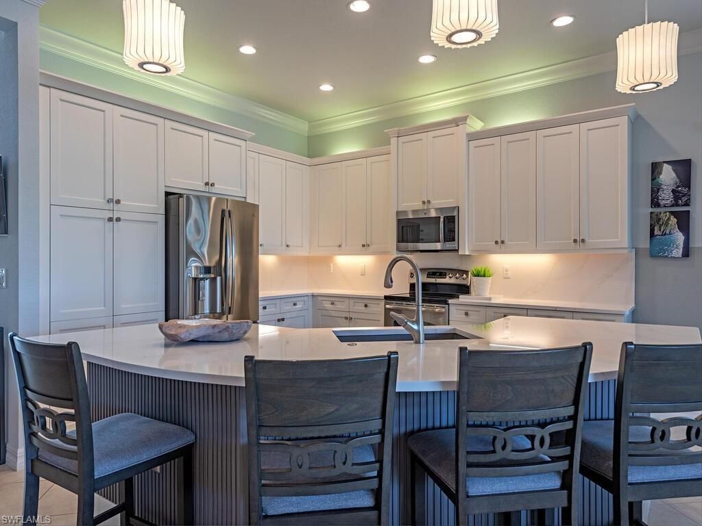 3693 Pleasant Springs Dr, Naples, FL 34119 Photo