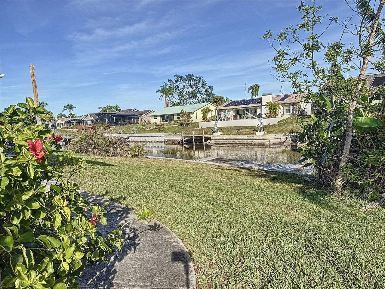5011 Mangrove Point Road, Bradenton, FL 34210 Photo