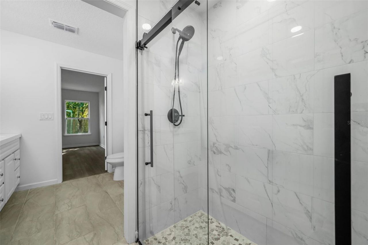 1523 NE 1st Avenue, Gainesville, FL 32641 Photo