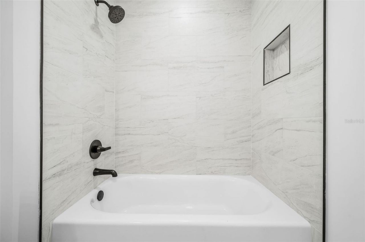 1523 NE 1st Avenue, Gainesville, FL 32641 Photo