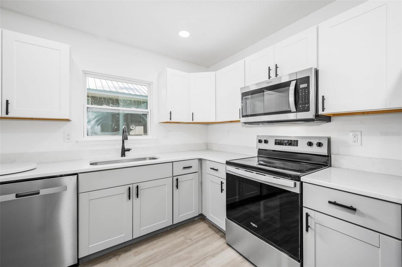 1523 NE 1st Avenue, Gainesville, FL 32641 Photo