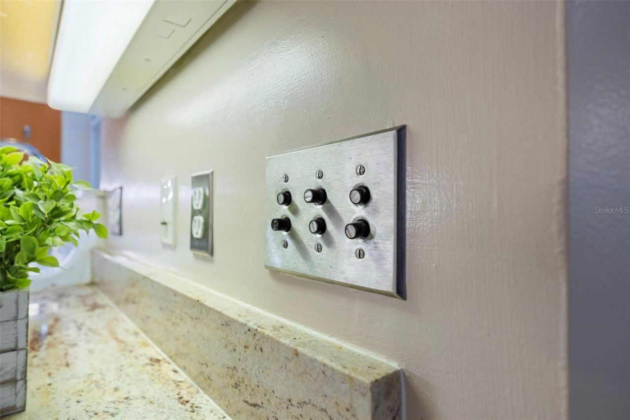 37810 Boyd Road, Myakka City, FL 34251 Photo