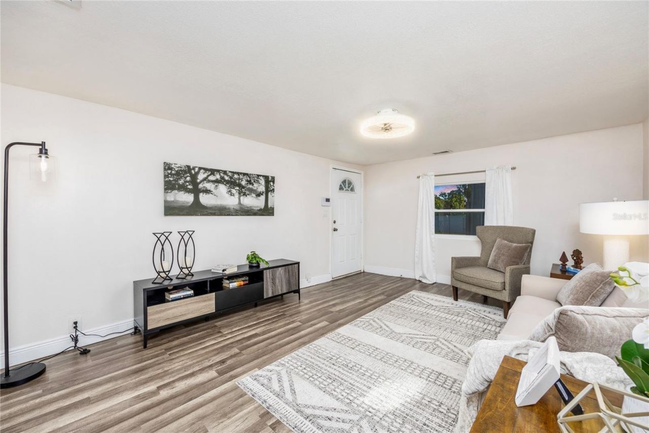 4978 71st Street N, Saint Petersburg, FL 33709 Photo