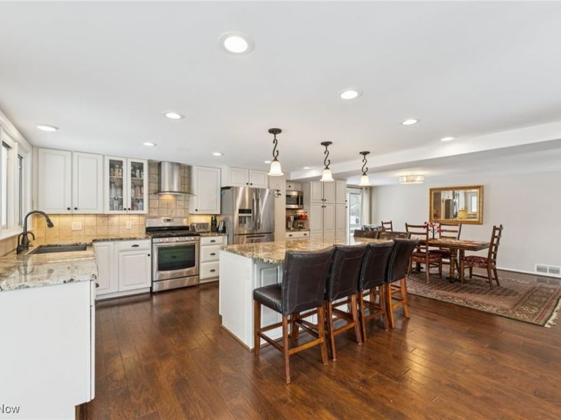 604 W Acadia Point, Aurora, OH 44202 Photo 11