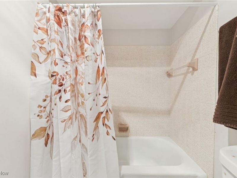 604 W Acadia Point, Aurora, OH 44202 Photo 23