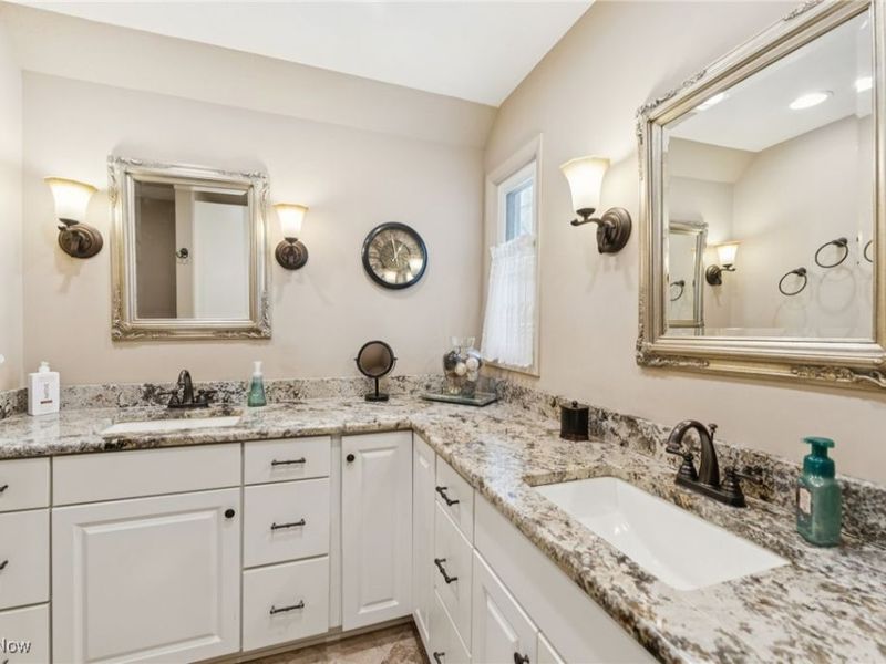 604 W Acadia Point, Aurora, OH 44202 Photo 33