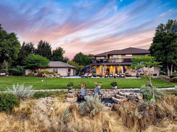 3050 S Whitepost Way, Eagle, ID 83616