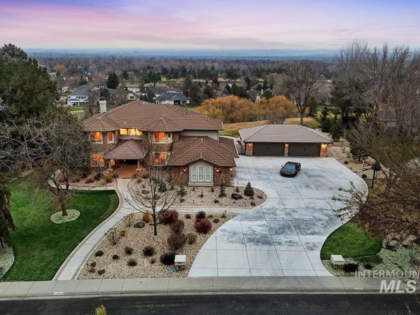 3050 S Whitepost Way, Eagle, ID 83616