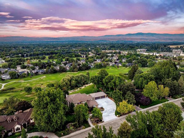 3050 S Whitepost Way, Eagle, ID 83616