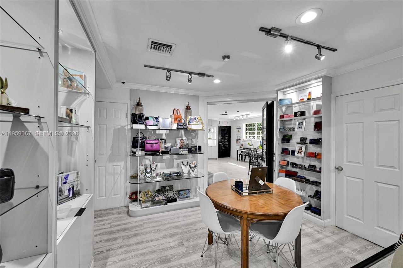 2212 SW 22nd Ave , Miami, FL 33145 Photo