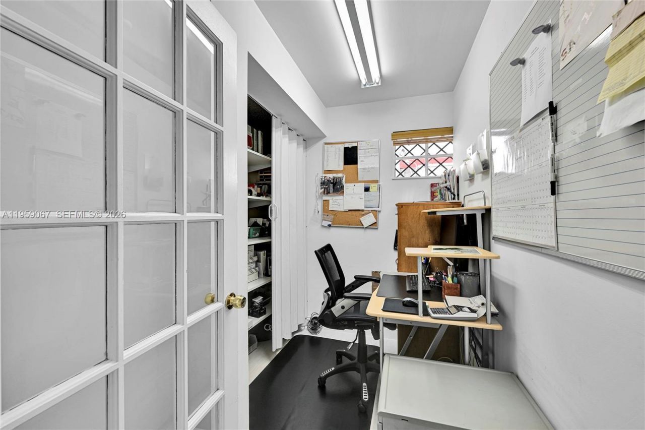 2212 SW 22nd Ave , Miami, FL 33145 Photo