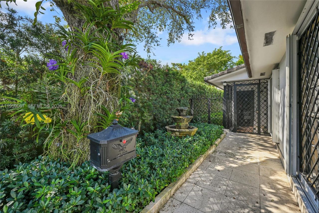 2212 SW 22nd Ave , Miami, FL 33145 Photo