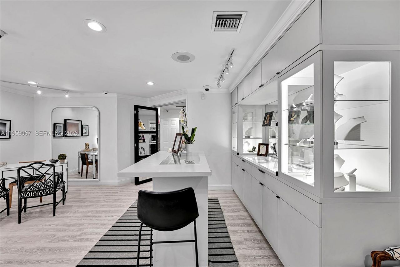 2212 SW 22nd Ave , Miami, FL 33145 Photo