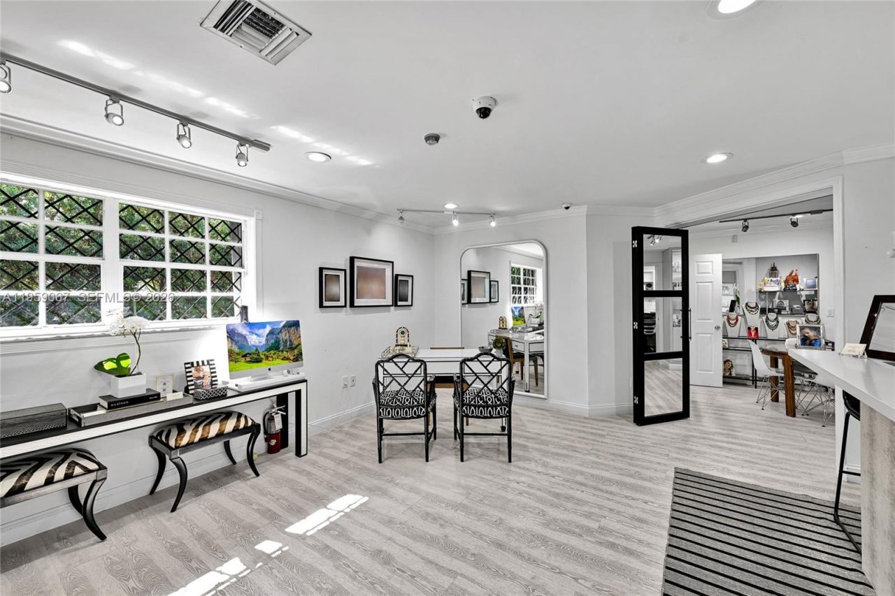 2212 SW 22nd Ave , Miami, FL 33145 Photo