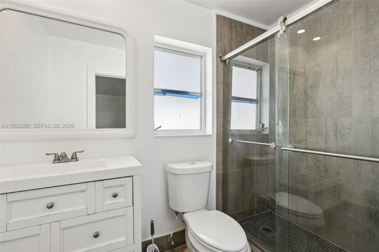 2720 NE 25th Ter, Boca Raton, FL 33431 Photo