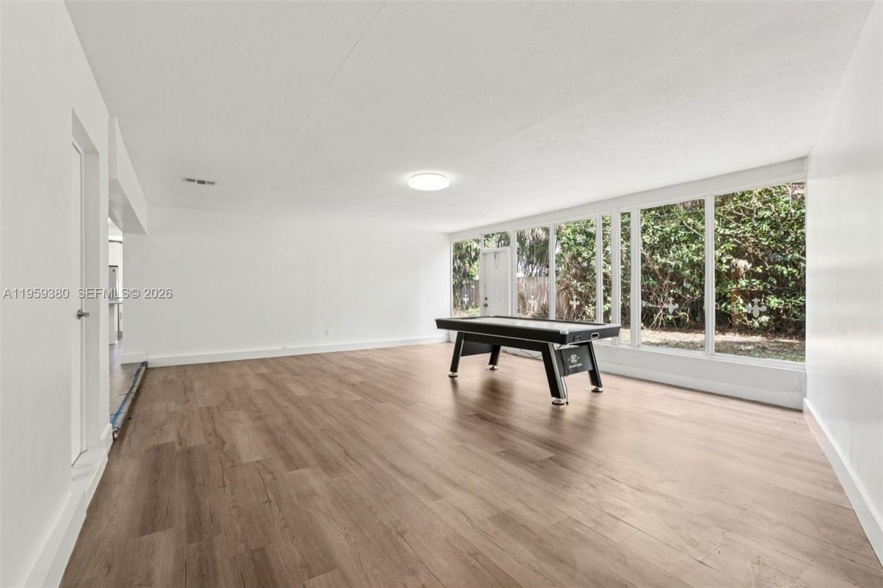 2720 NE 25th Ter, Boca Raton, FL 33431 Photo