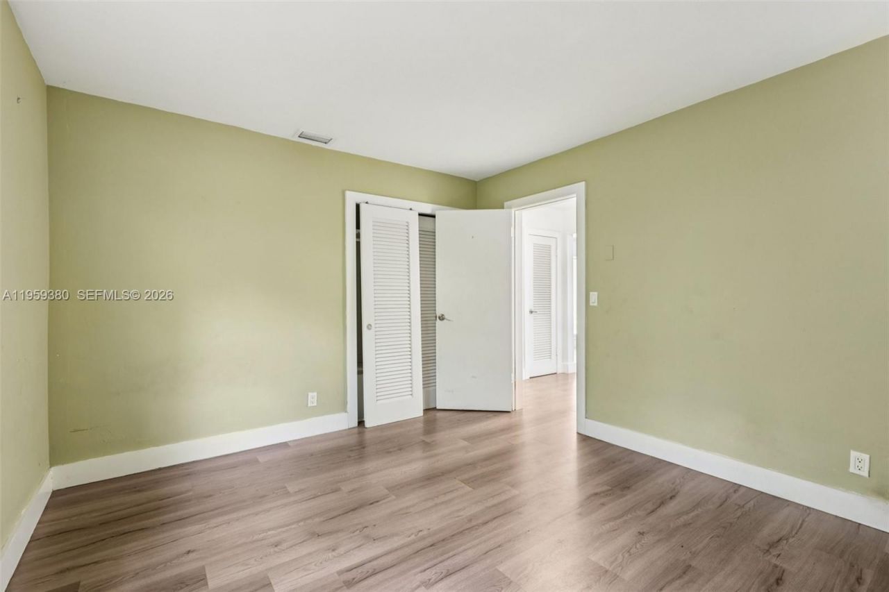 2720 NE 25th Ter, Boca Raton, FL 33431 Photo