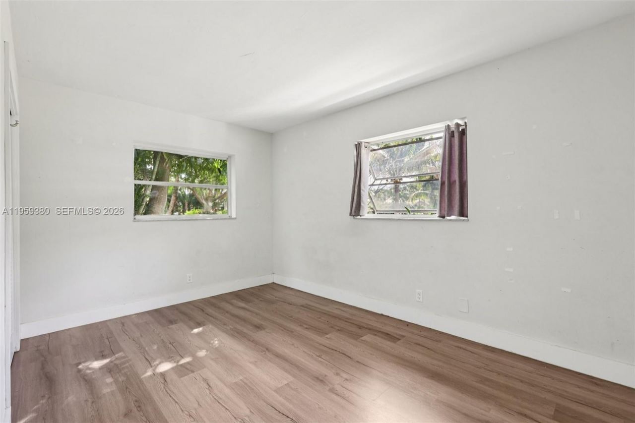 2720 NE 25th Ter, Boca Raton, FL 33431 Photo