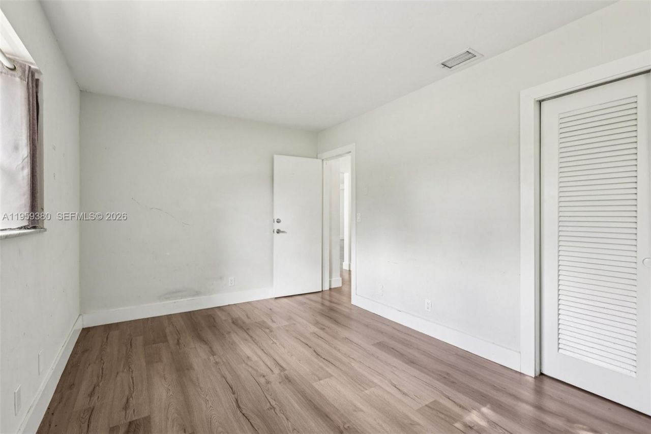 2720 NE 25th Ter, Boca Raton, FL 33431 Photo