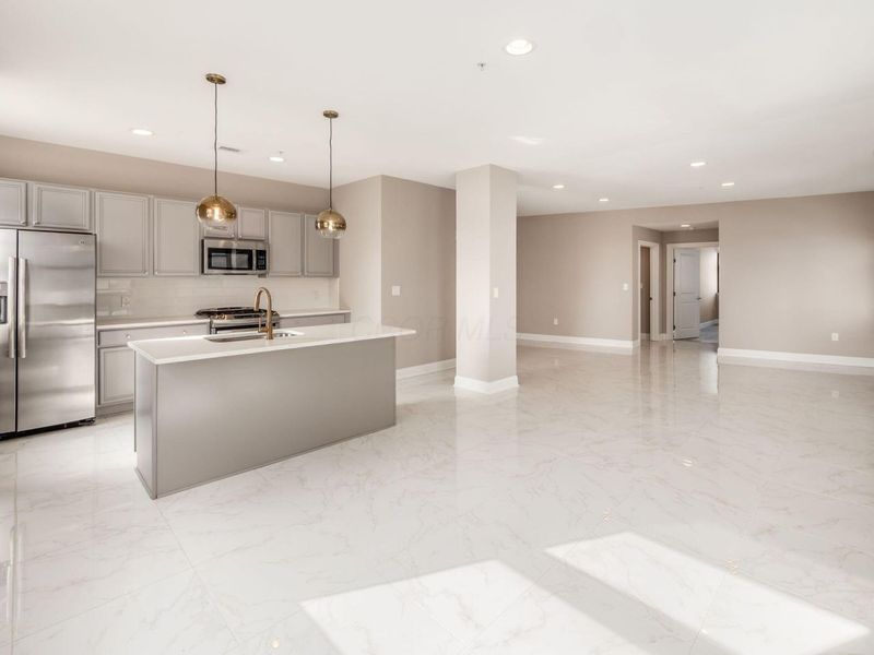 50 W Broad Street, Unit 1909, Columbus, OH 43215 Photo 4