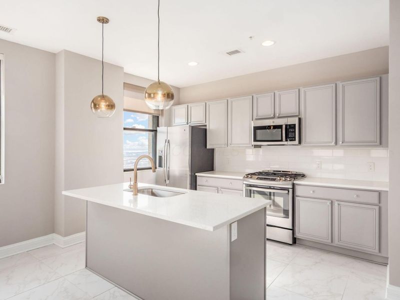 50 W Broad Street, Unit 1909, Columbus, OH 43215 Photo 7