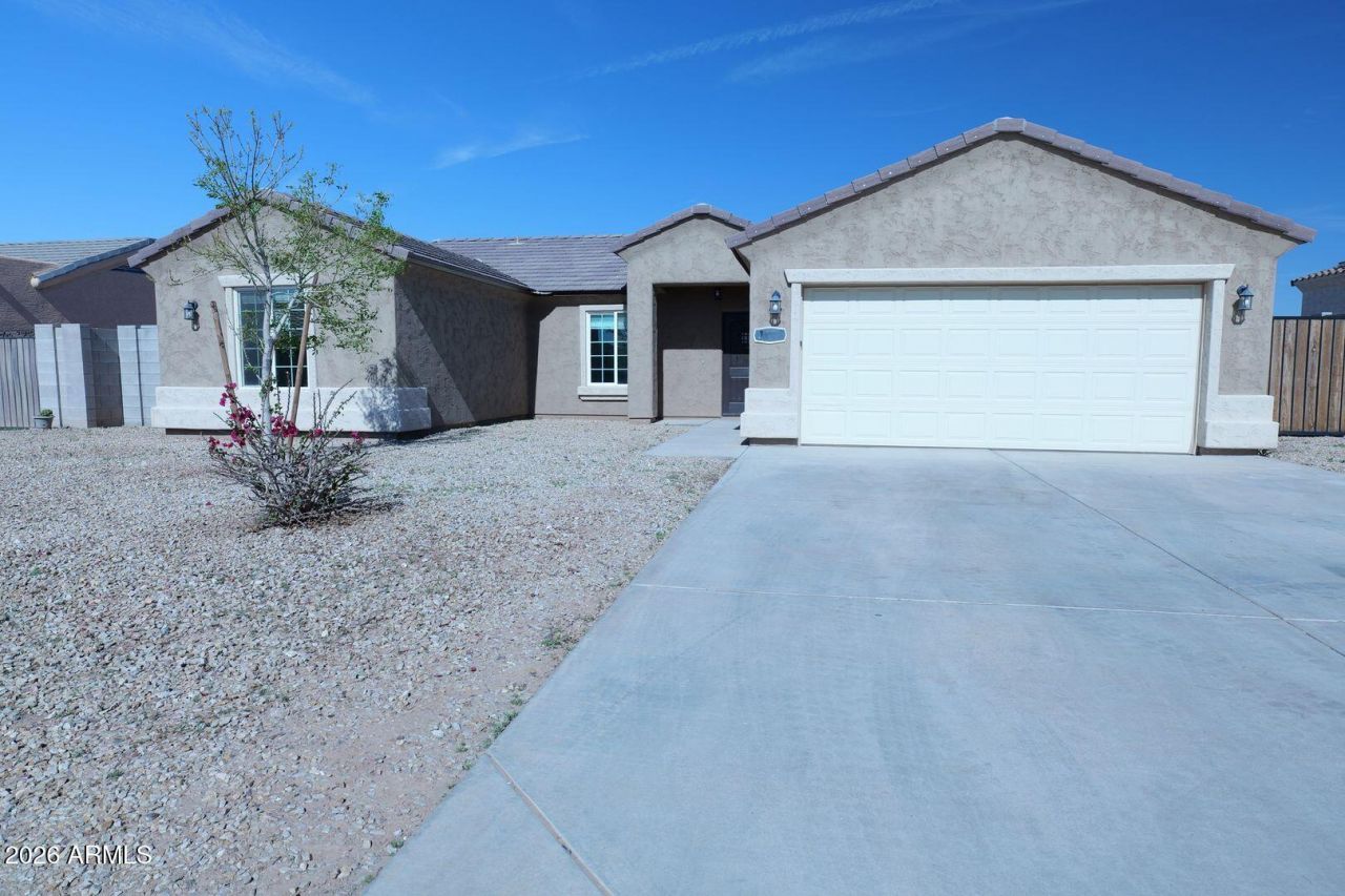 10522 W Arvada Drive, Arizona City, AZ 85123 Main Photo
