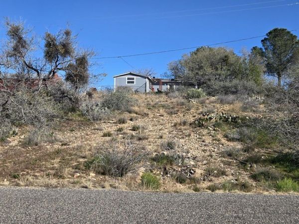 20628 E DEER VALLEY Lane, Unit 884, Mayer, AZ 86333