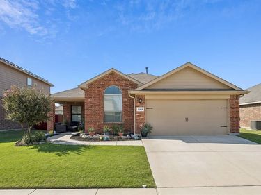 5104 Austin Ridge, Fort Worth, TX 76179