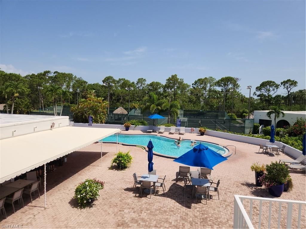 3320 Olympic Dr, Unit 122, Naples, FL 34105 Photo
