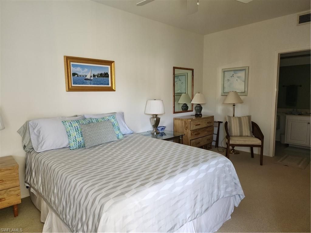 3320 Olympic Dr, Unit 122, Naples, FL 34105 Photo