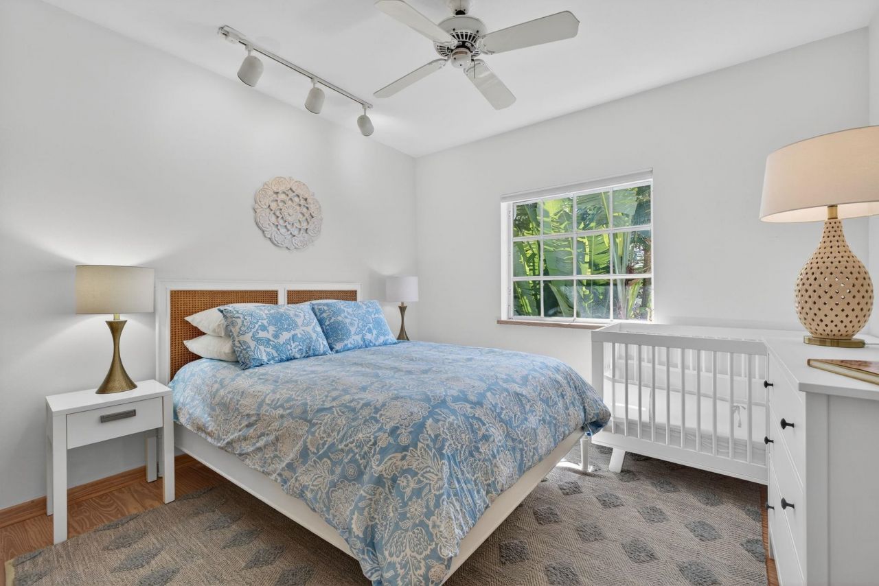 556 Sea Oats Dr, Sanibel, FL 33957 Photo