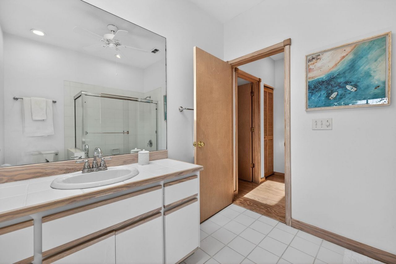 556 Sea Oats Dr, Sanibel, FL 33957 Photo