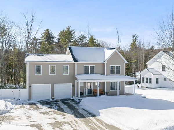 4 Hayfield Lane, Windham, ME 04062