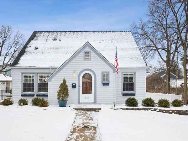 839 Birch Avenue, Downers Grove, IL 60515