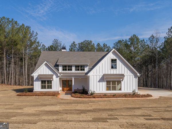 304 Woodfin Way, Social Circle, GA 30025