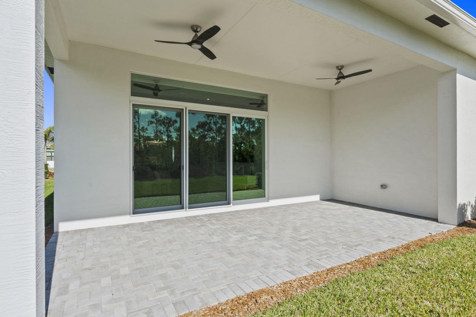 2125 SE Mosaic Boulevard, Port Saint Lucie, FL 34984 Photo
