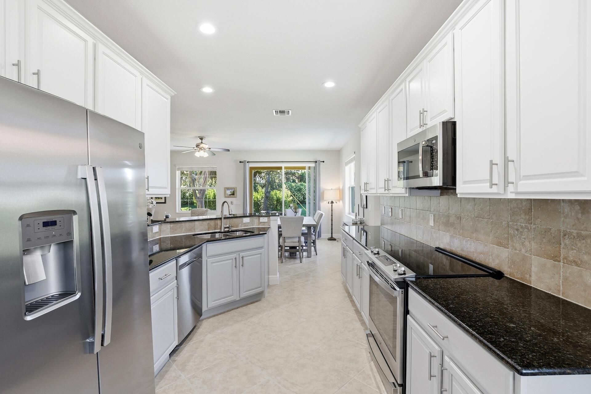 10684 Ivanhoe Lane, Wellington, FL 33414 Photo